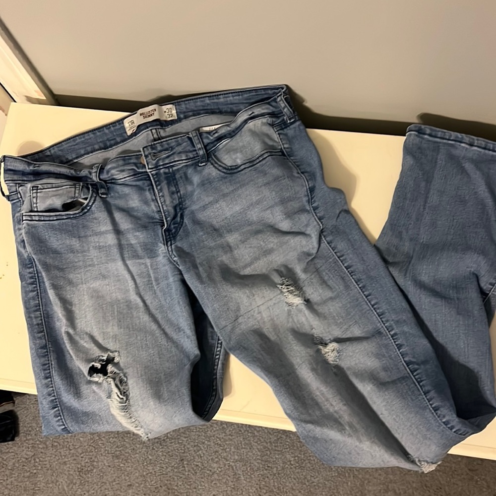 Hollister Denim Skinny Jeans w/ Holes down the front, size 11R